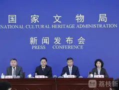  亚洲杯次回合对决在即！热刺演练定位球，纽约尼克斯密集防守应对